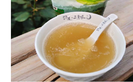 春日出游，保溫杯里面放什么最好，二月風(fēng)有機(jī)野生葛根粉陪你潤養(yǎng)全程